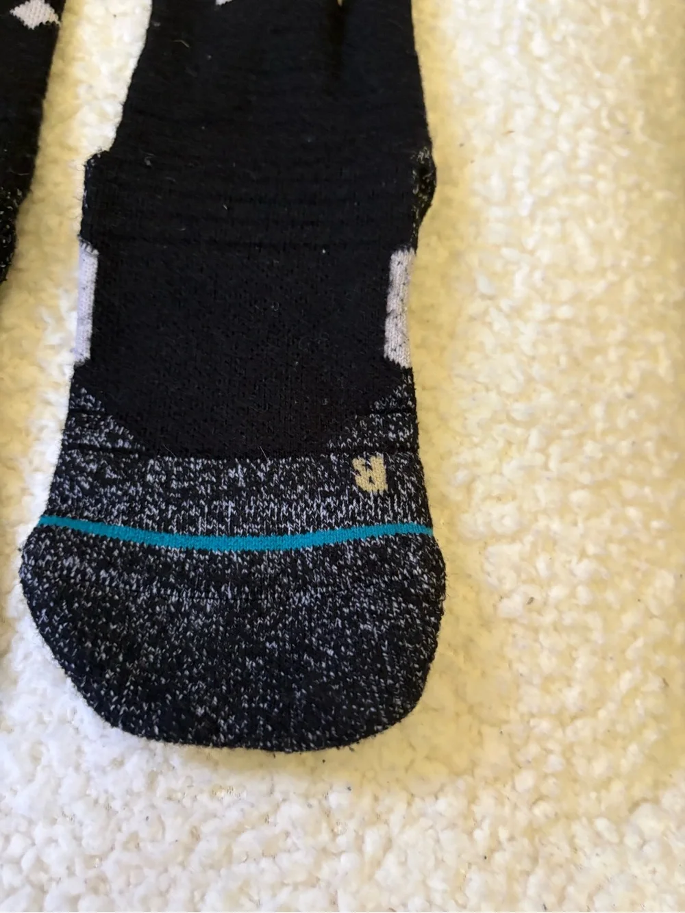 Unisex Stance Konsburgh snowboard socks with Geometric Designs